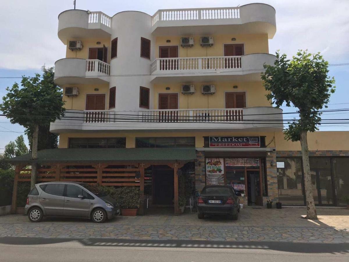 Hotel Freedom Lezha Kültér fotó